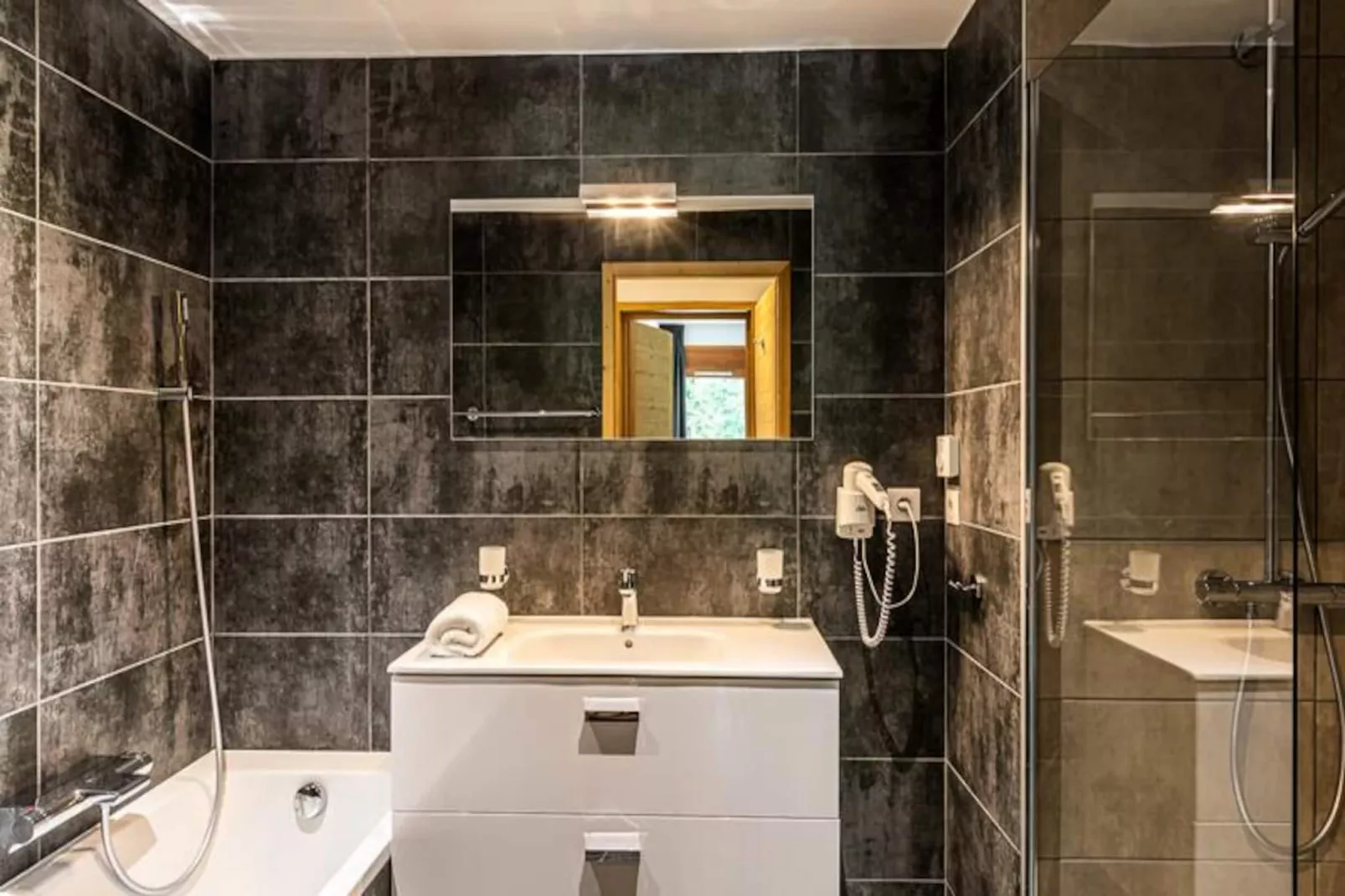 AlpChalets Portes du Soleil *****-Untagged