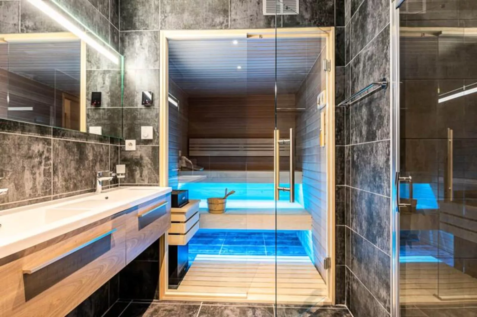 AlpChalets Portes du Soleil *****-Untagged