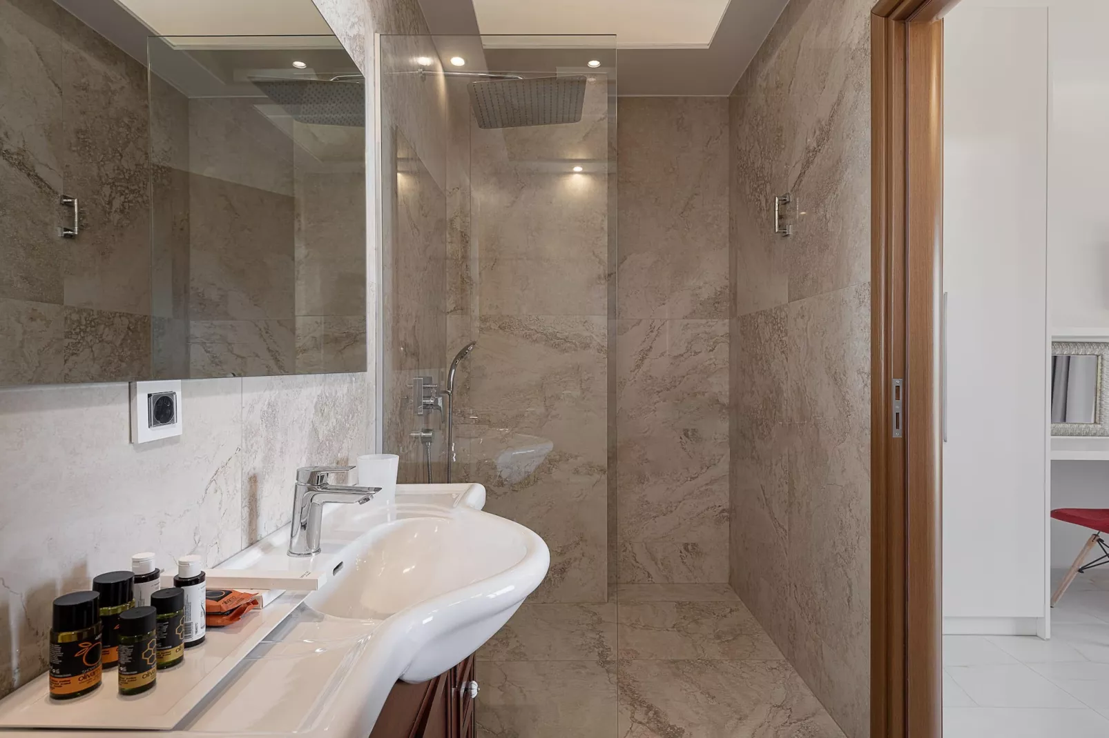 Villa Aloni 8prs-Salle de bain