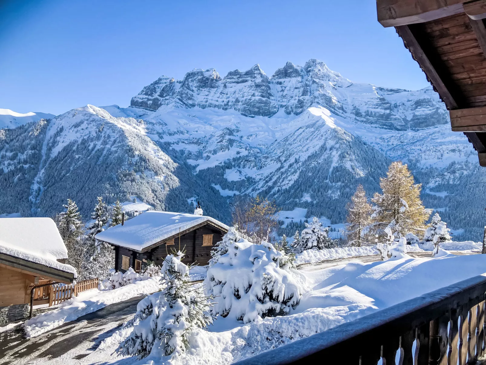 Chalet Seravalle-Draußen