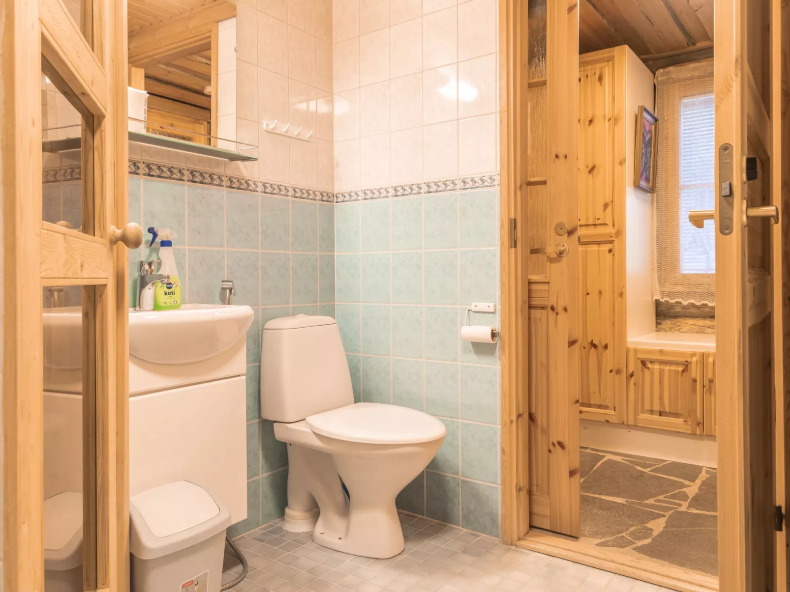 Tokkapirtti 3-Inside