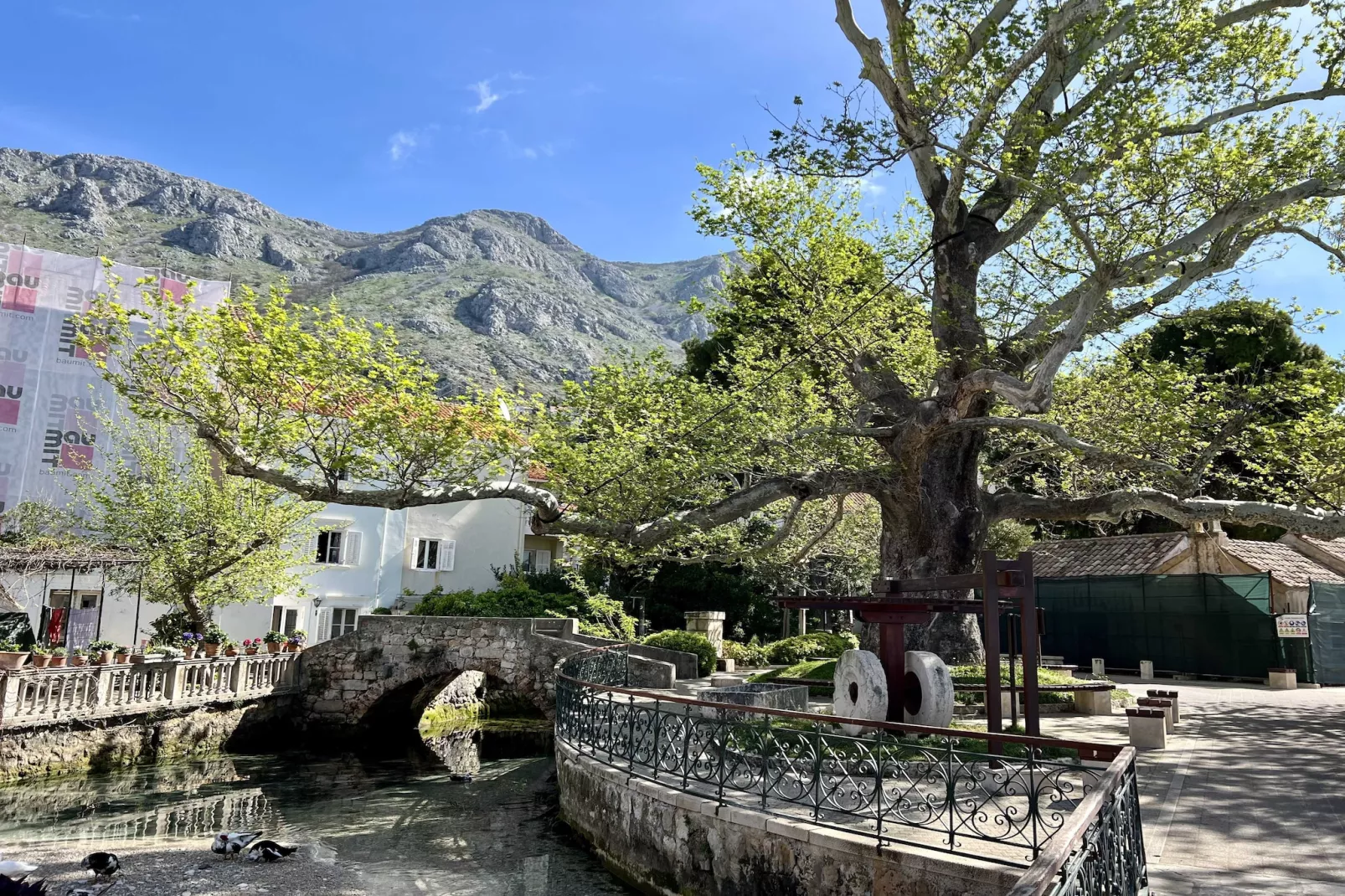 Apartment LaVilla - Two Bedroom Apartment with Balcony and Sea View (Žuti)-Ambiance