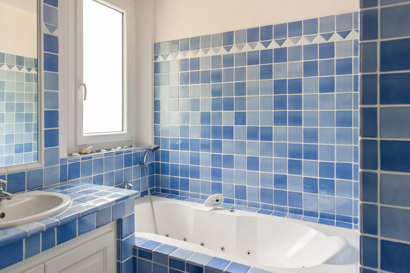 Villa Castellane version 8 pers-Bathroom