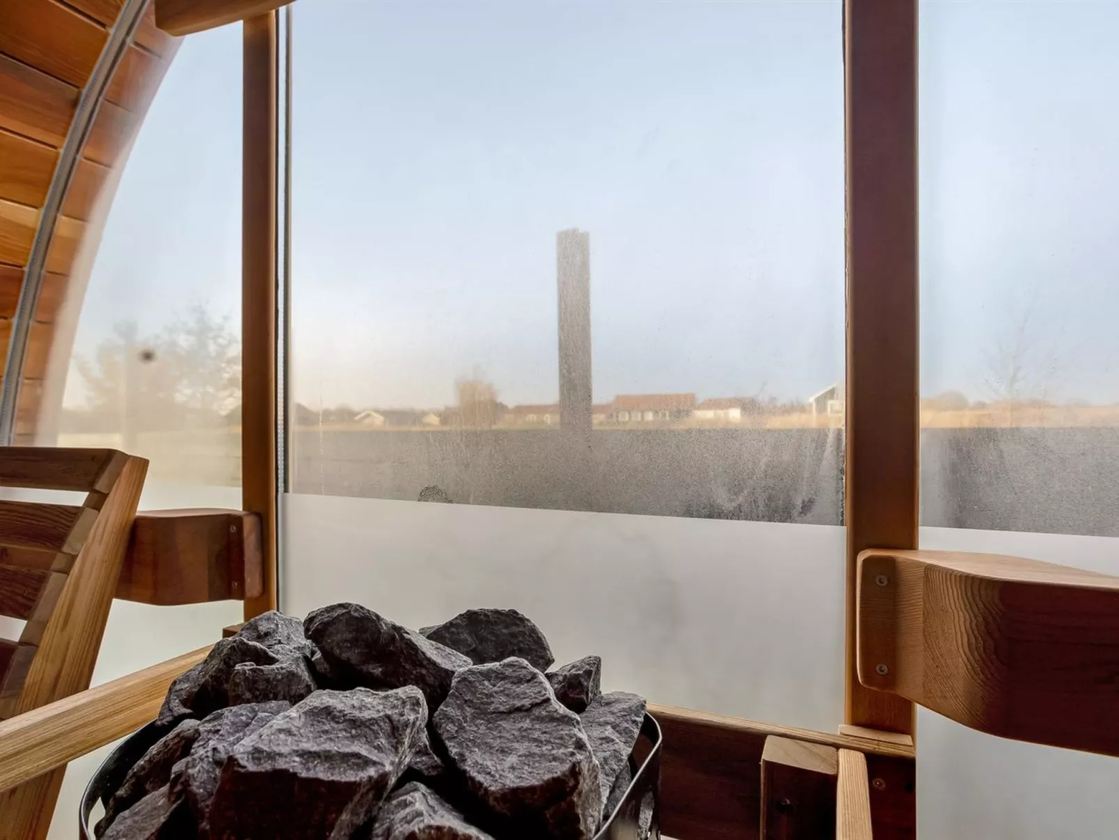 "Thorin" - 1.2km from the sea-Dehors