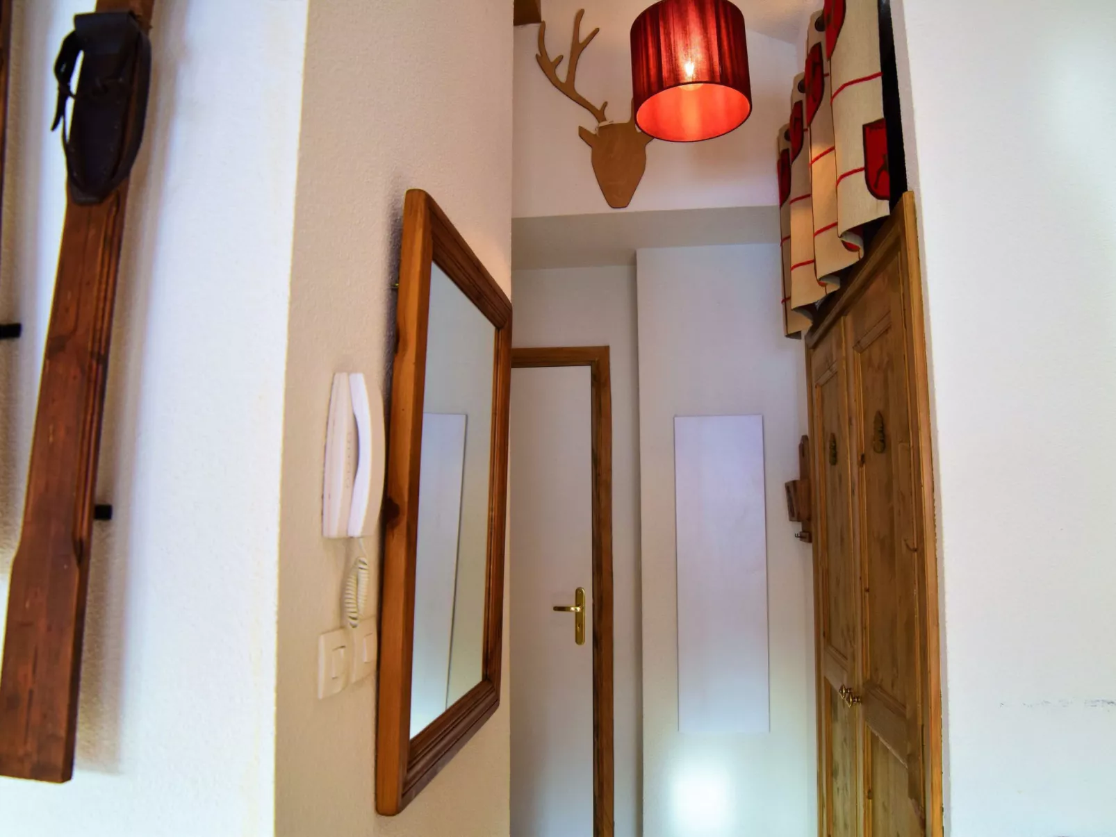 Balcons des Pistes C-Draußen