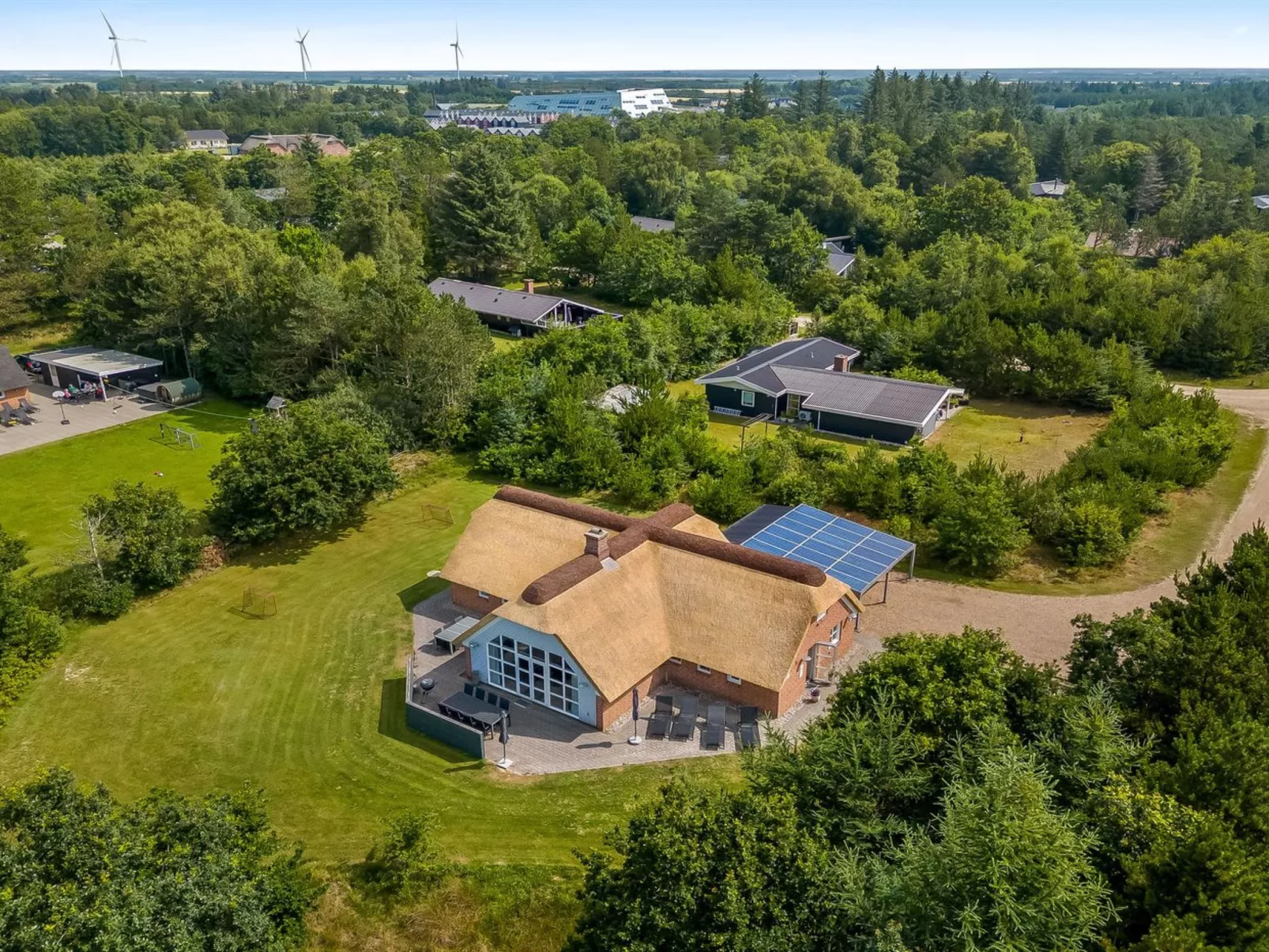 "Sondra" -  from the sea-Dehors