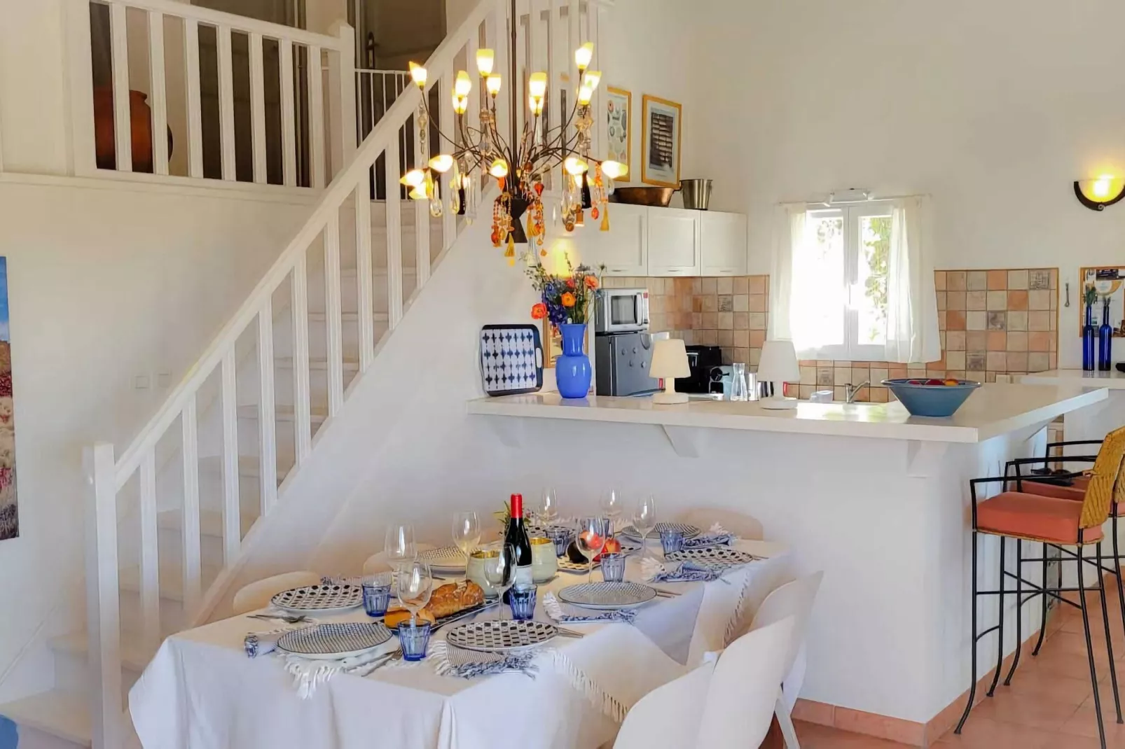 Villes sur Auzon-Dining room