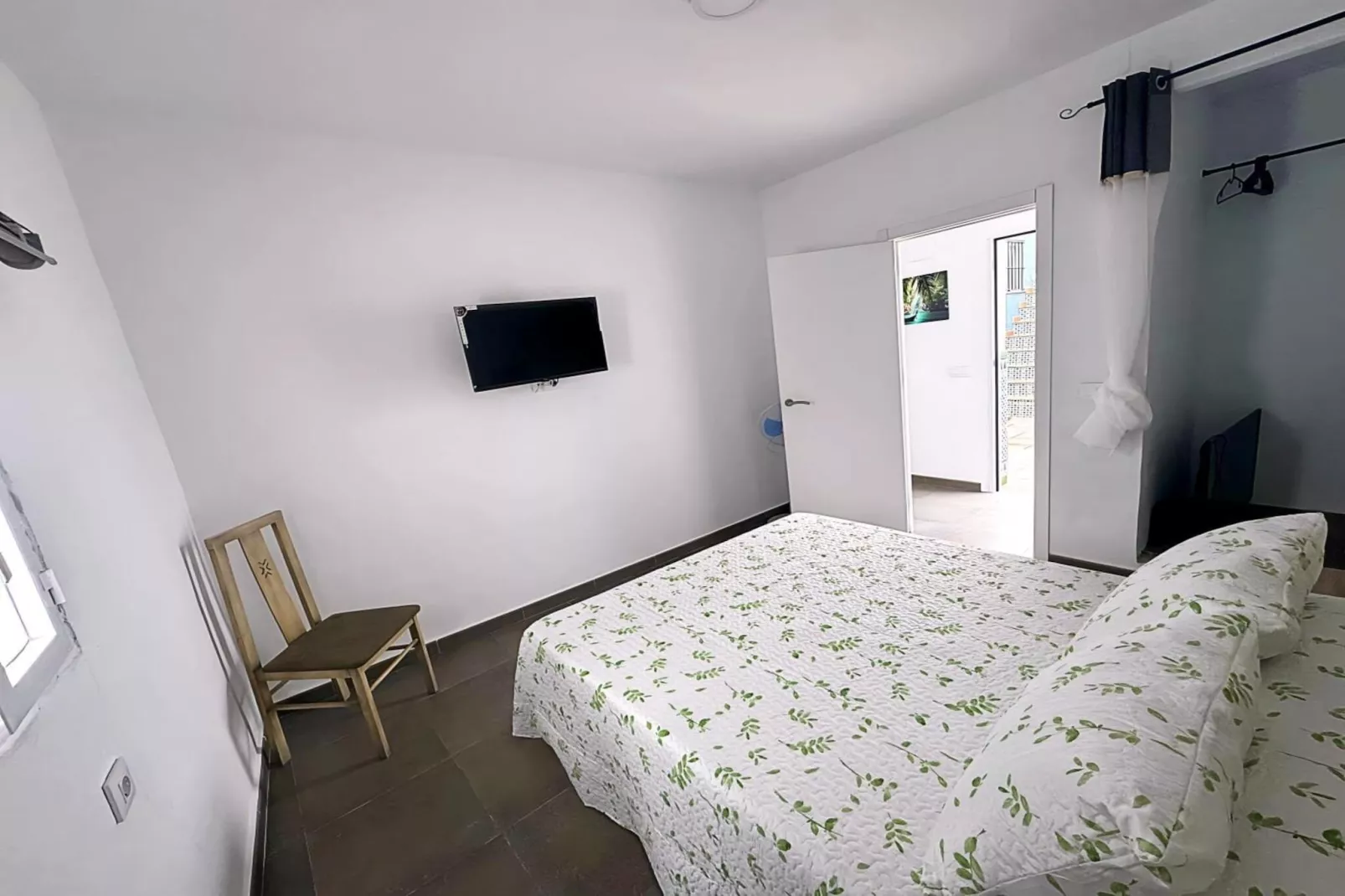 4986-+34672427629-Chambre