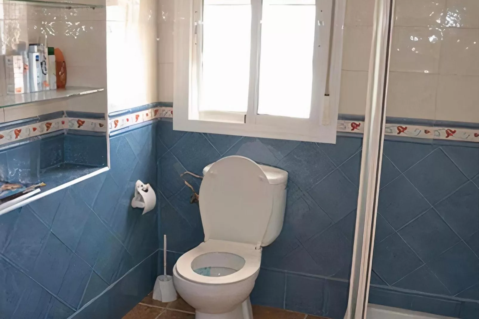 5024 -+34672427629-Badezimmer