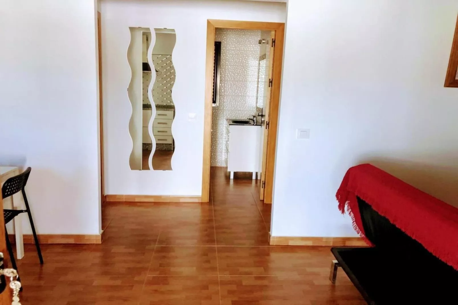 1763-+34630212745-Flur