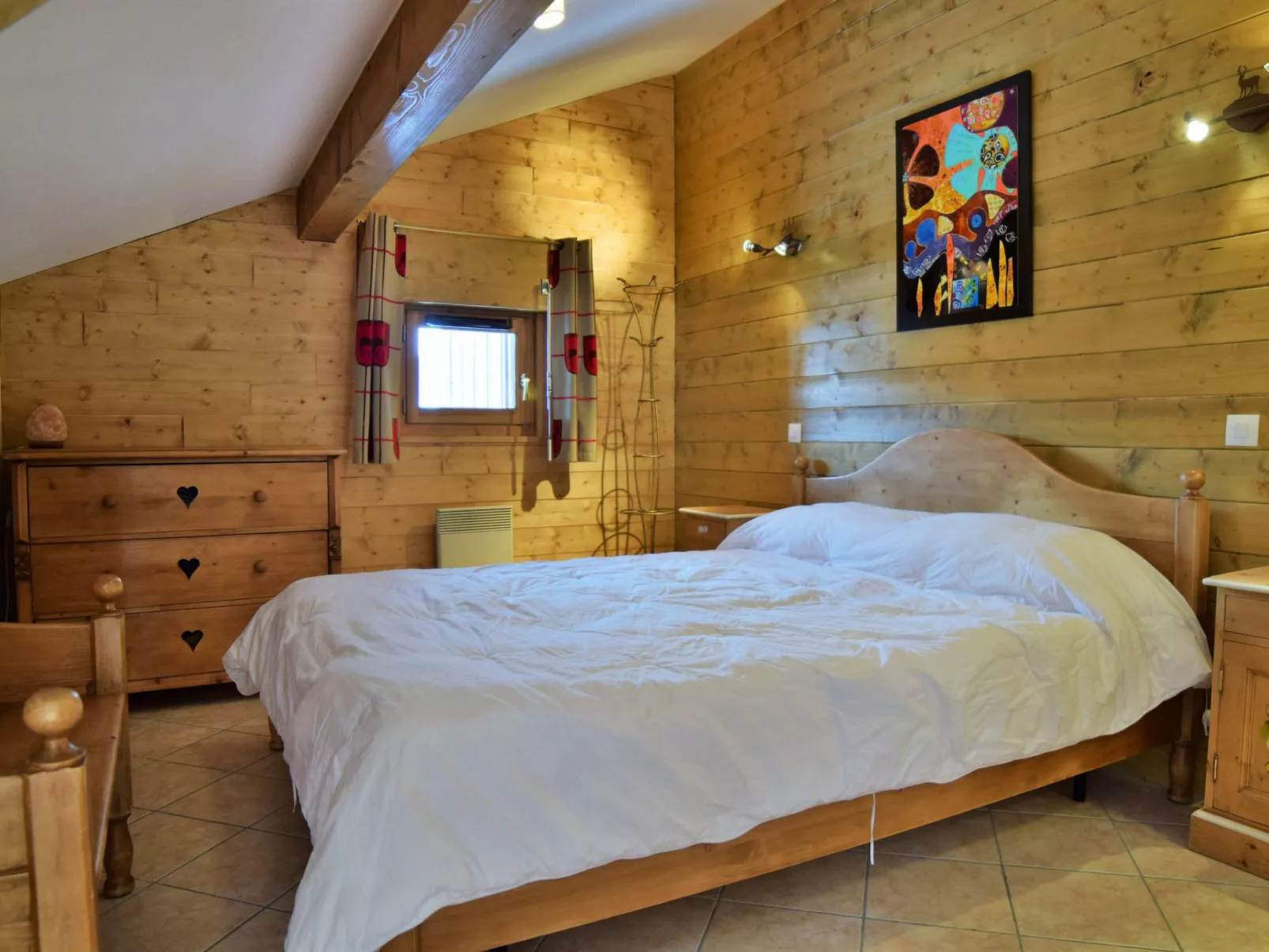 Balcons des Pistes C-Drinnen