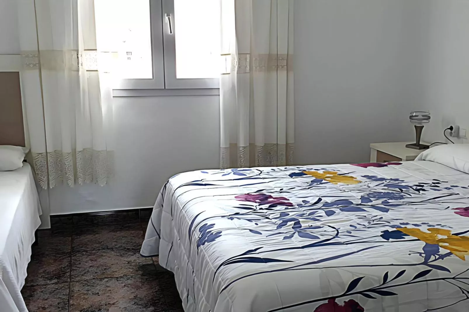 4979-+34636021638-Schlafzimmer