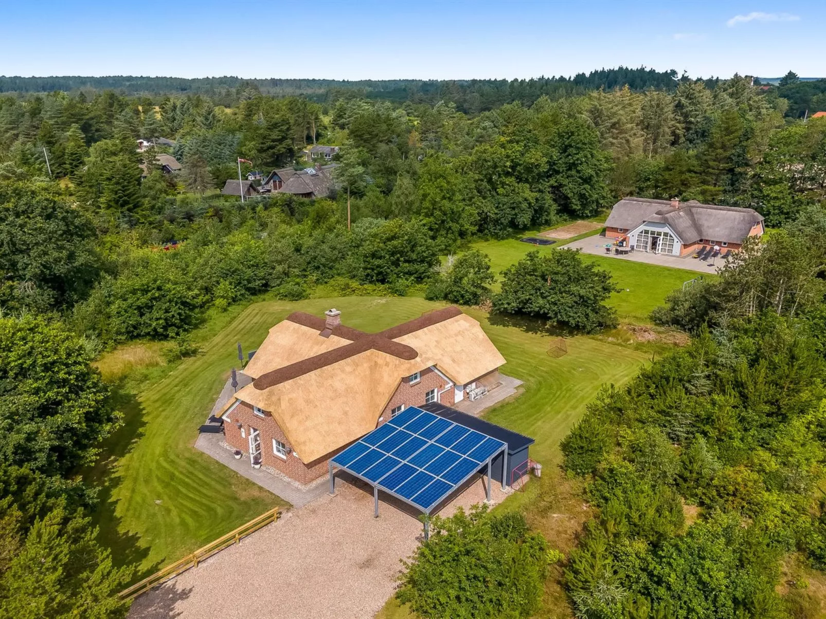 "Sondra" -  from the sea-Dehors