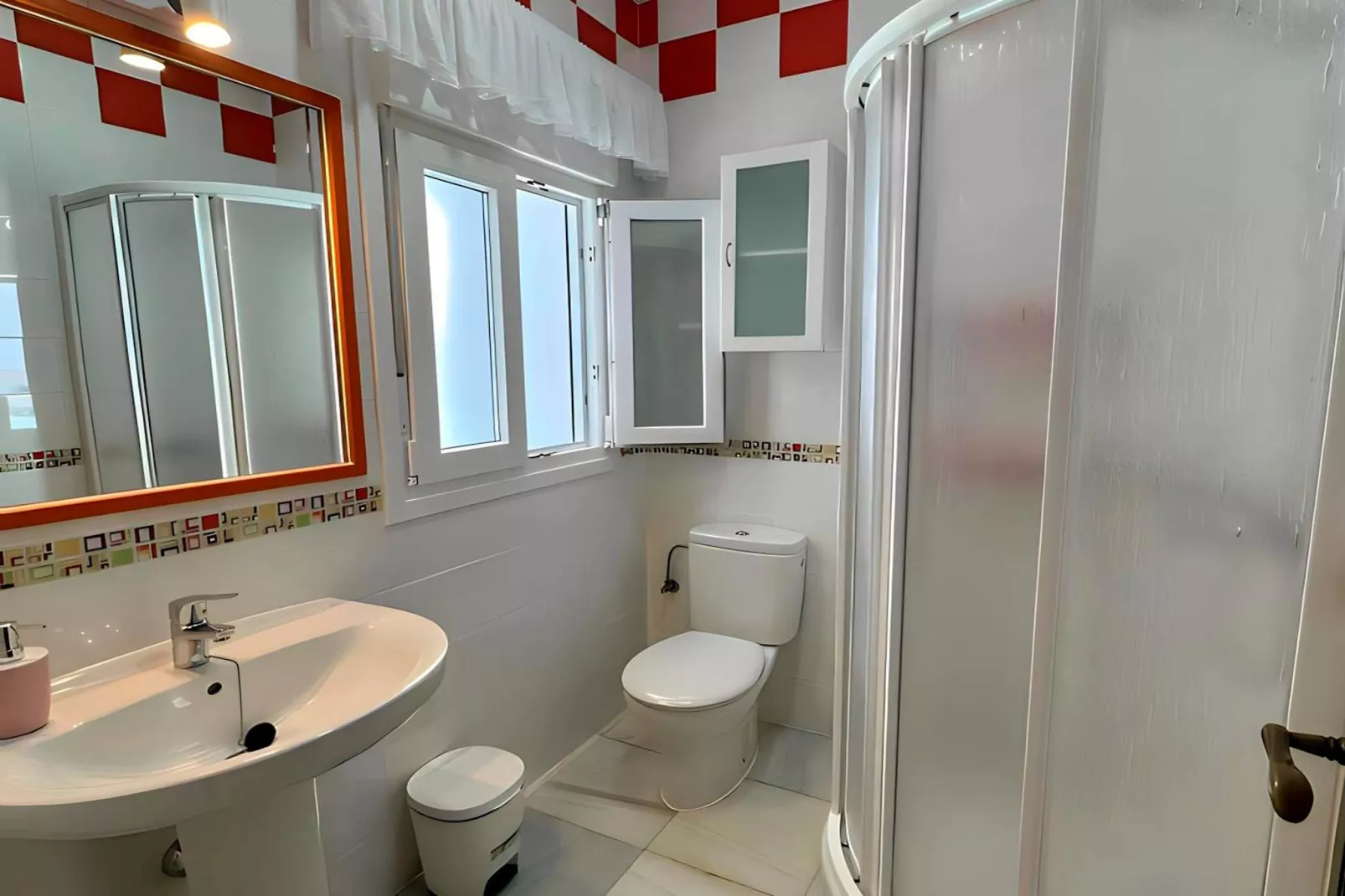 4978-+34636021638-Badezimmer