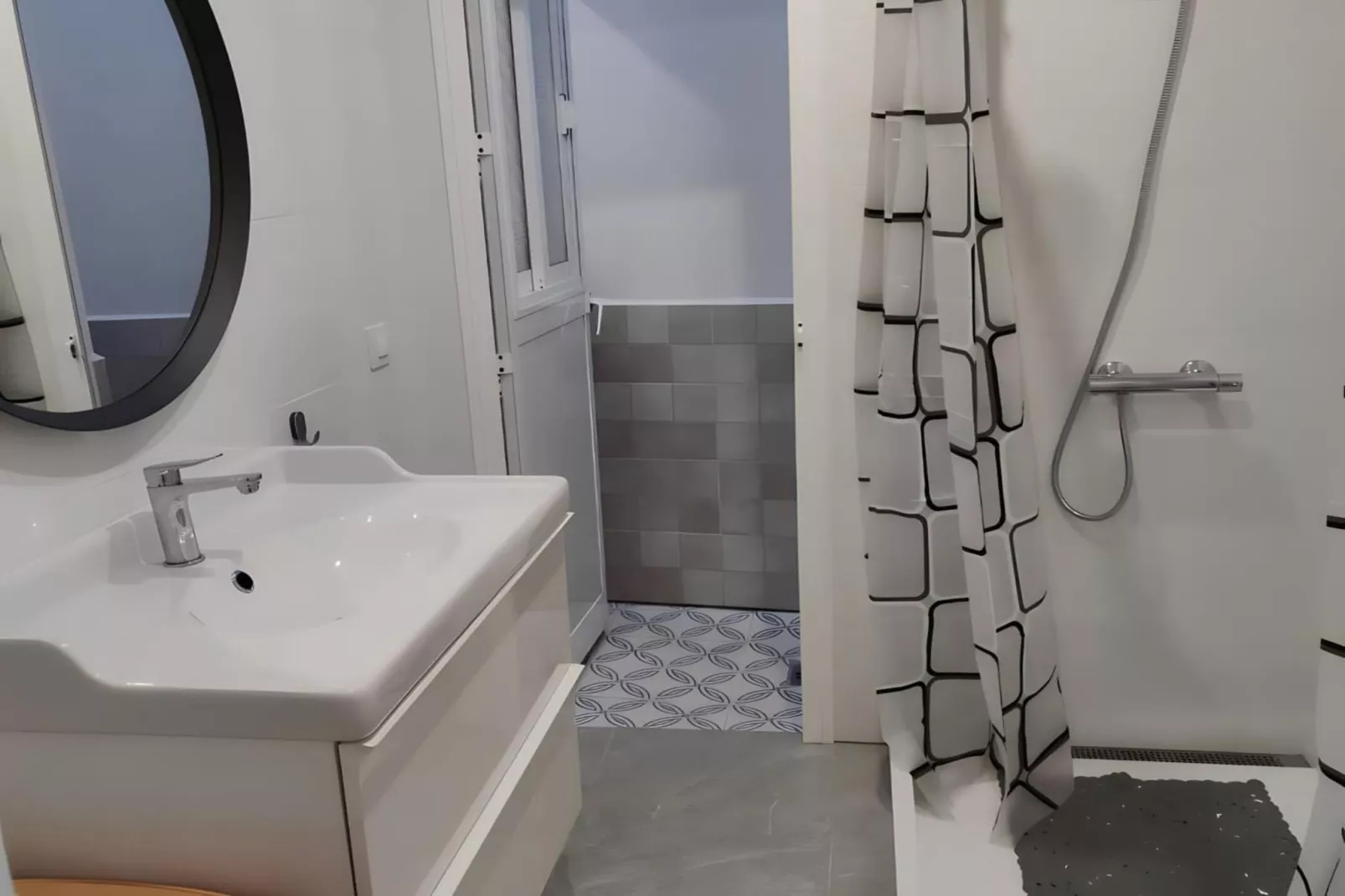 4981-+34636021638-Badezimmer