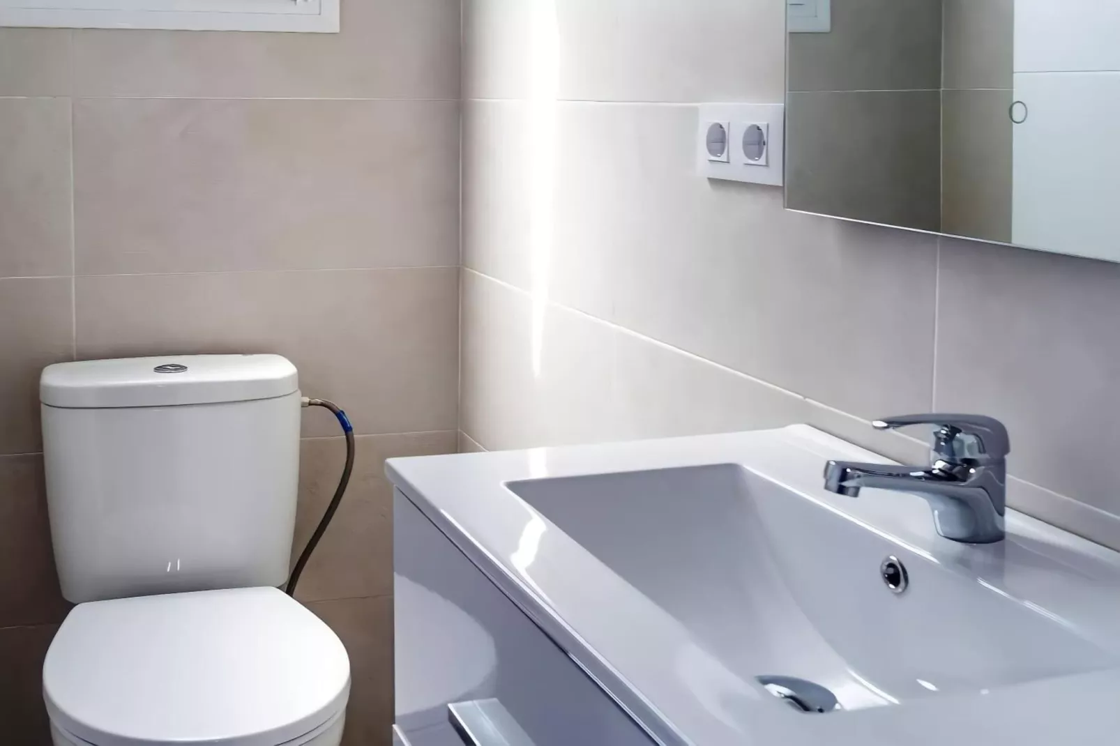 4515-+34696547830-Bathroom