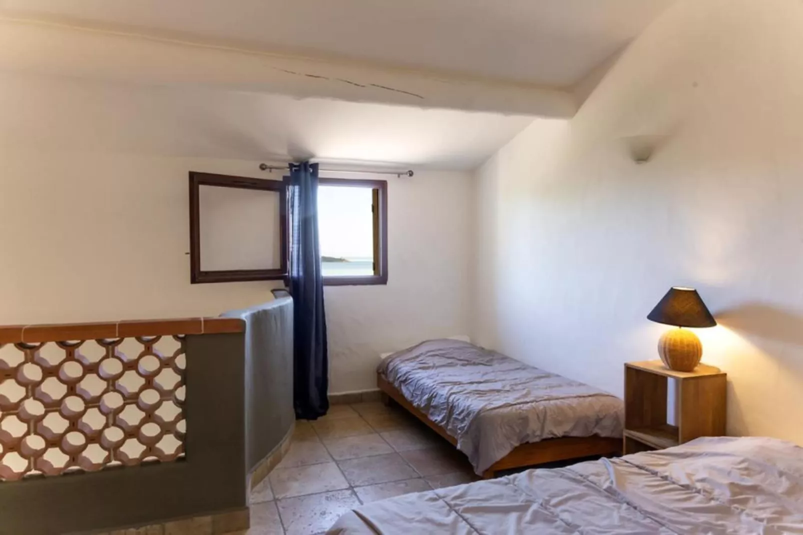 Villa T4 duplex à la location sur Porto-Vecchio-Schlafzimmer