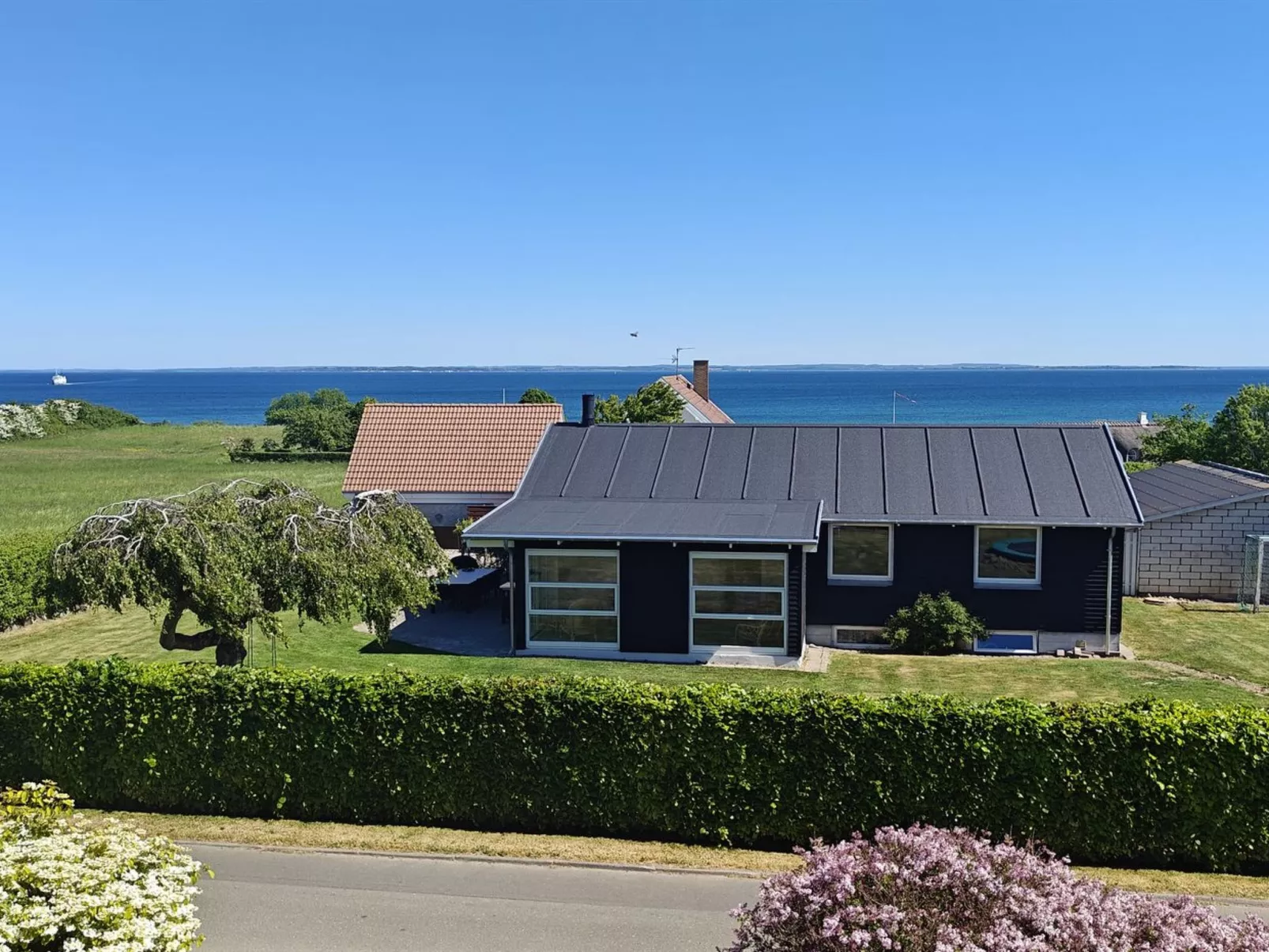 "Rikulf" - 150m from the sea-Dehors