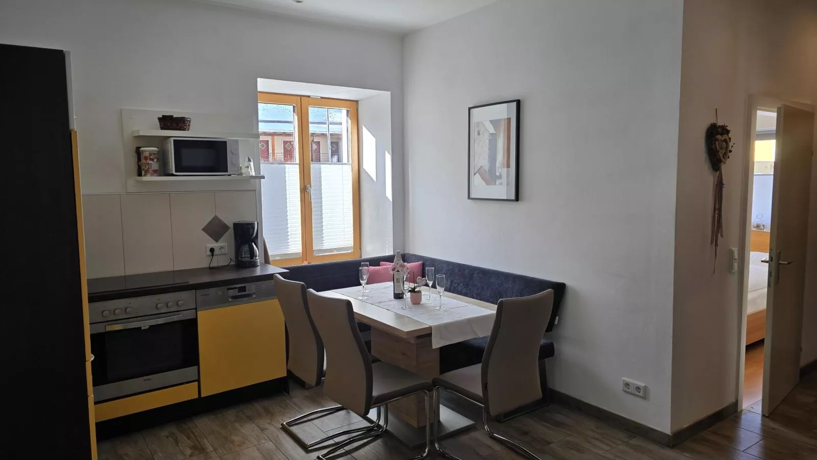 Murblick-Dining room