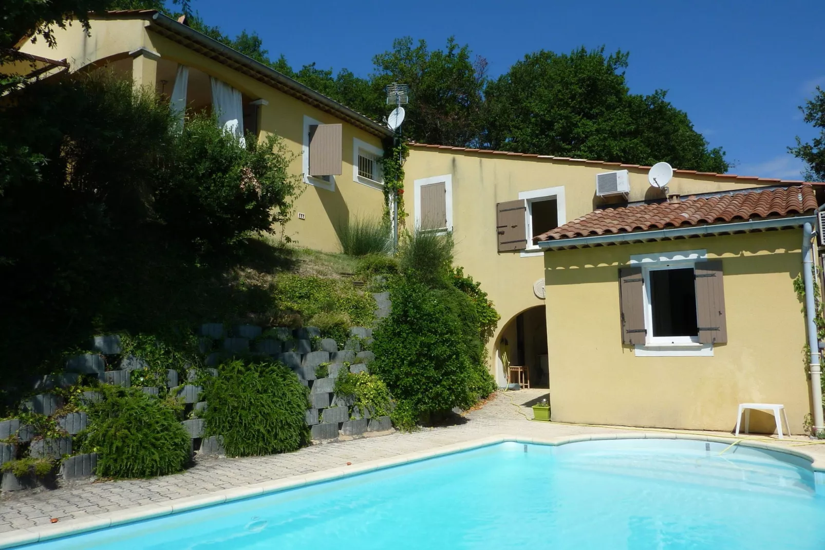 Grand villa St Paul-Exterior summer
