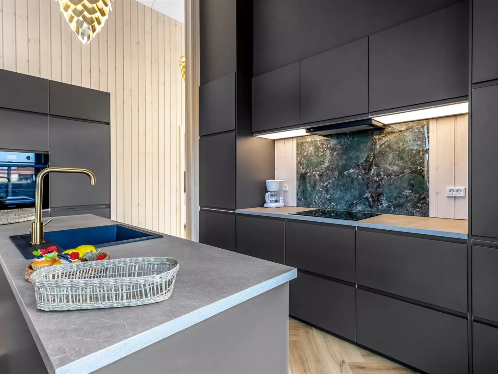 "Thorin" - 1.2km from the sea-Dedans