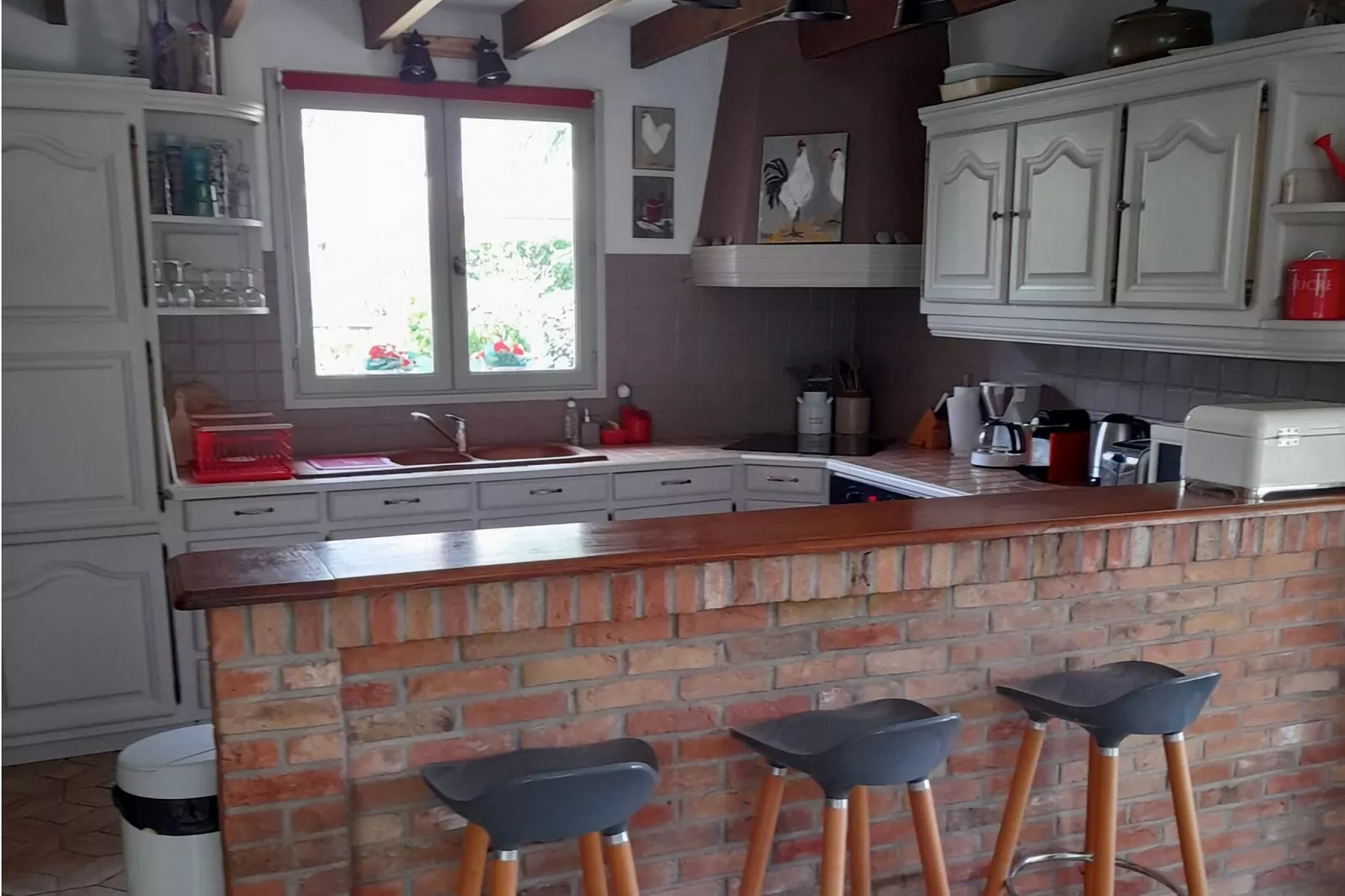 Au bord de L'Orb-Kitchen