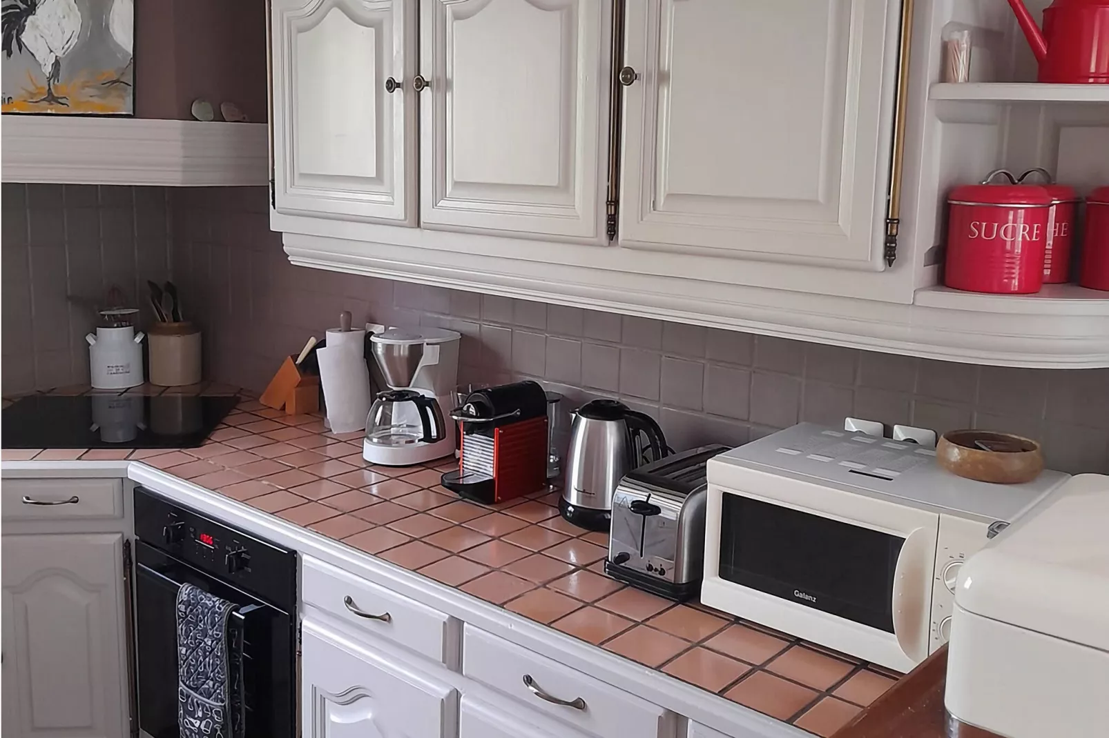 Au bord de L'Orb-Kitchen