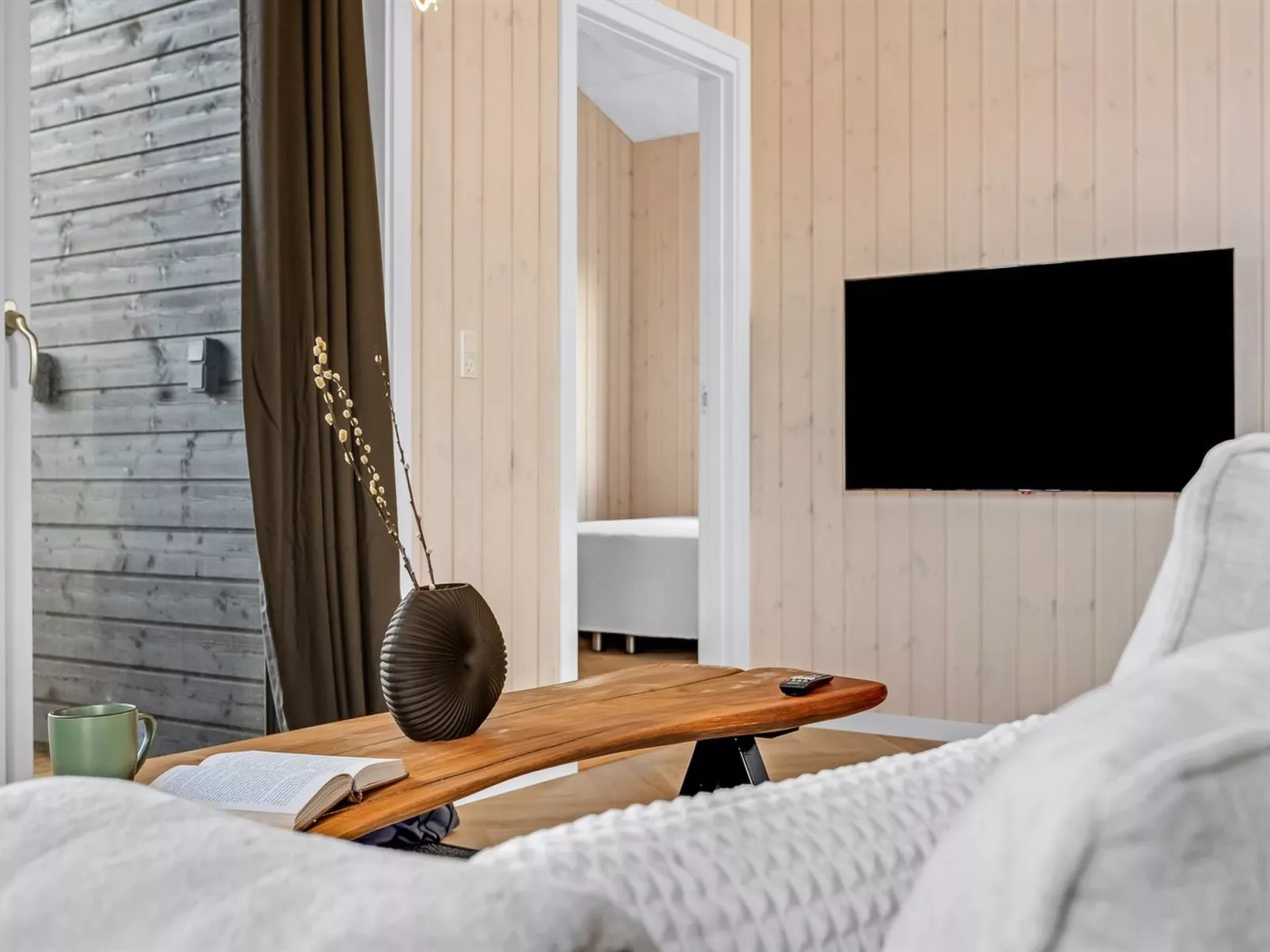 "Thorin" - 1.2km from the sea-Dedans