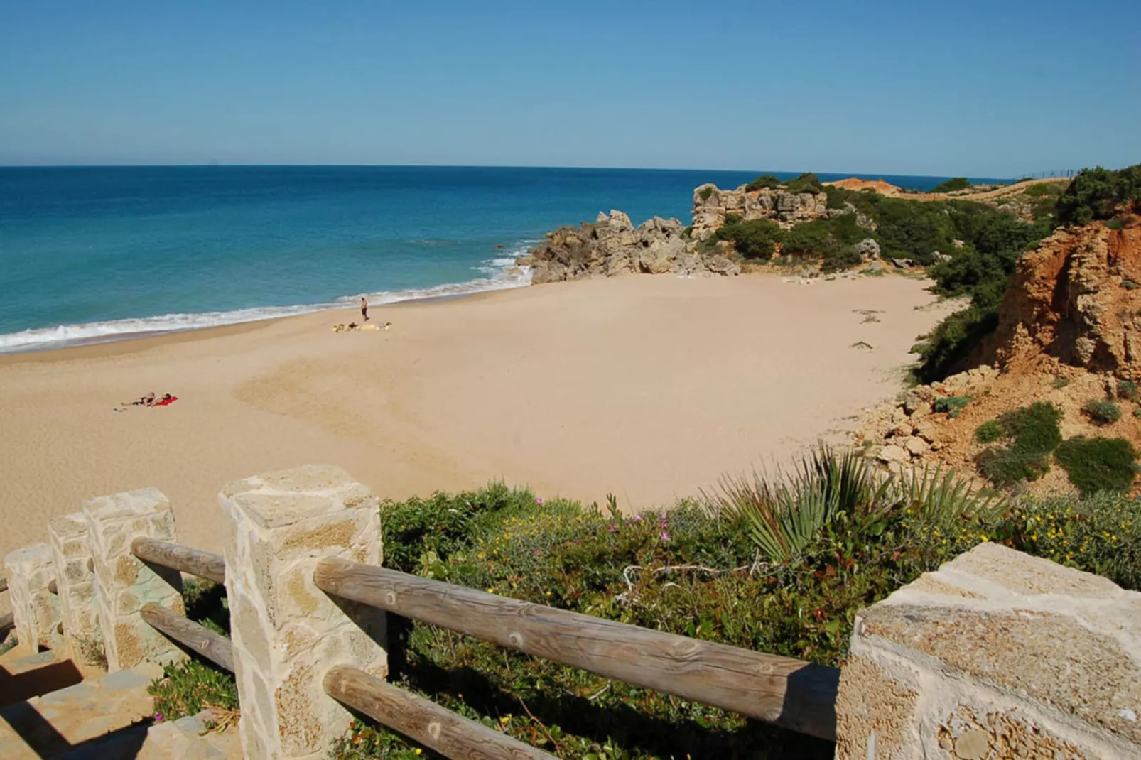 4976- +34636021638-Areas within 5km in summer