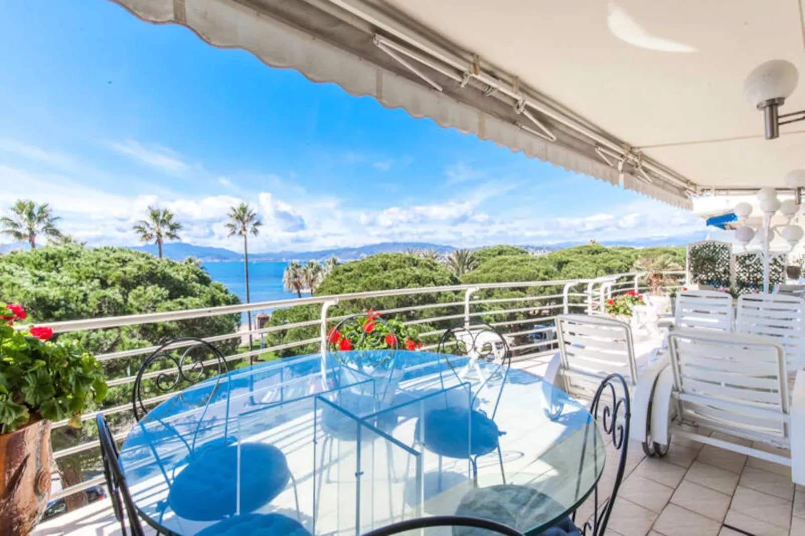 Résidence Vue Mer 95m2 Grande Terrasse Cannes Croisette.-Nicht zugeordnet