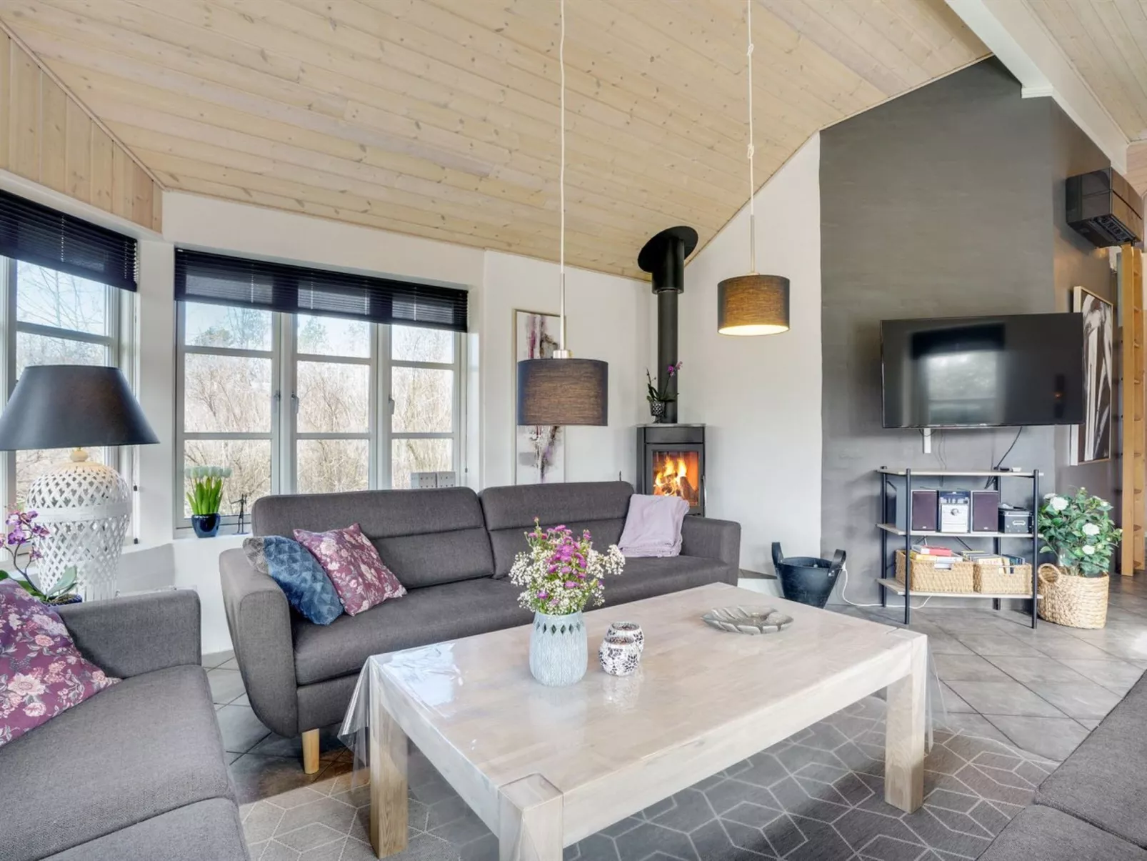 "Esben" - 11km from the sea-Dedans