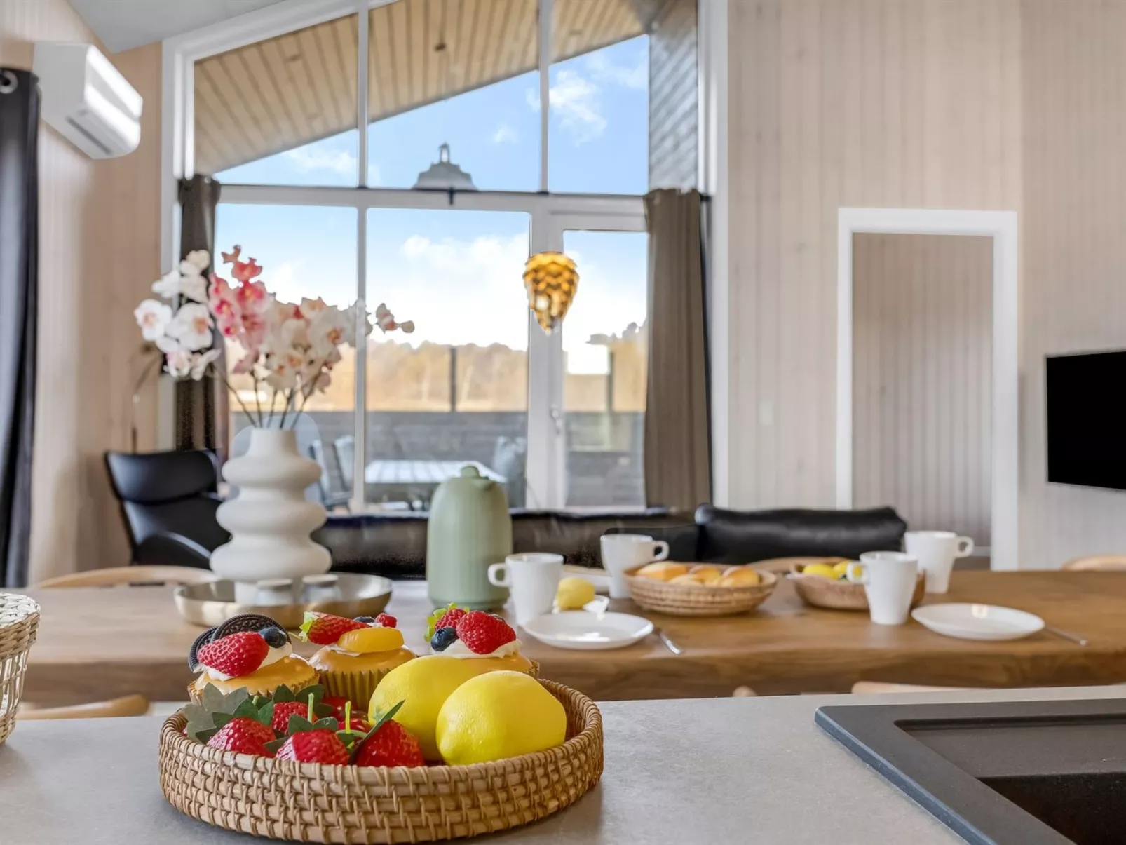 "Thorin" - 1.2km from the sea-Dedans