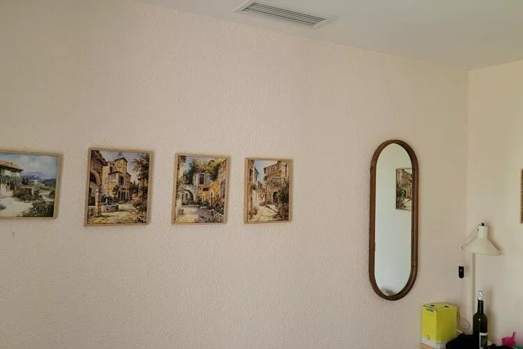 La Tinasse-Bedroom