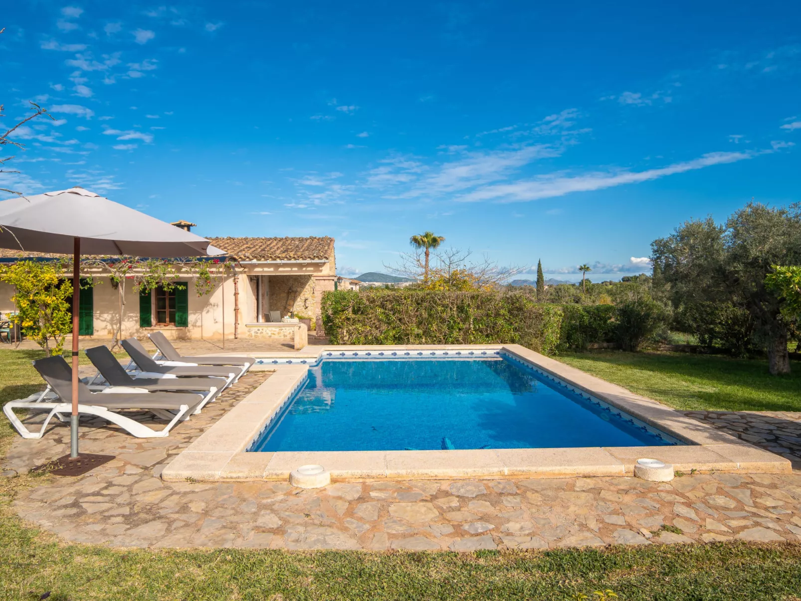 Son Estaras-Draußen