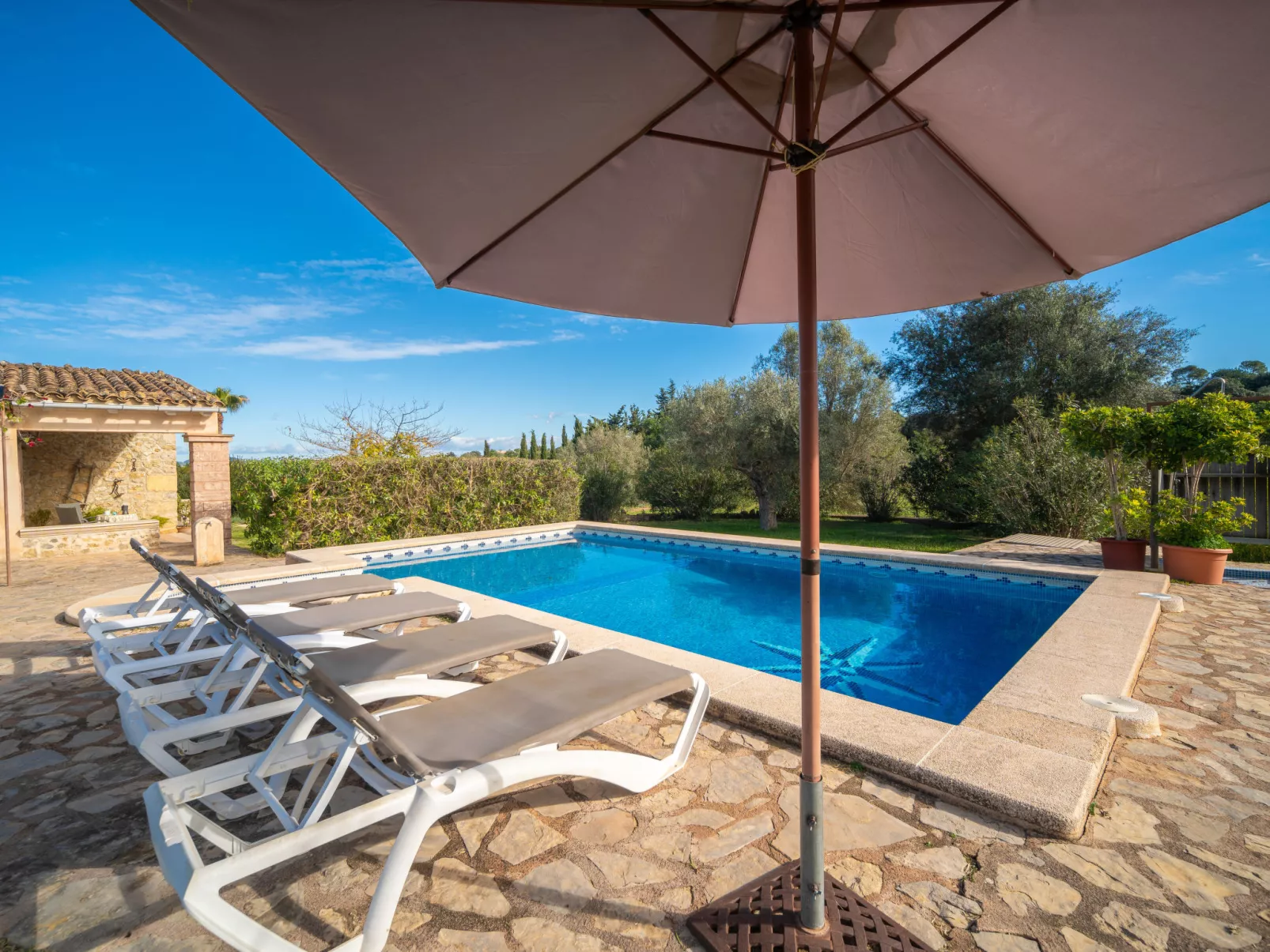 Son Estaras-Draußen