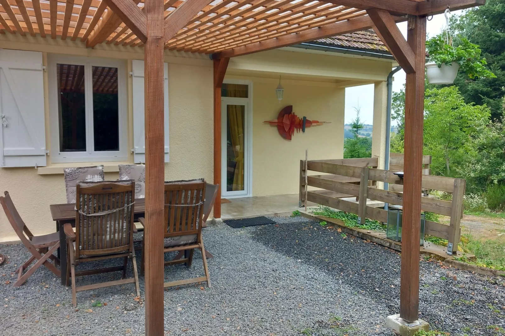 Le Bon Sentiment-Terrace balcony