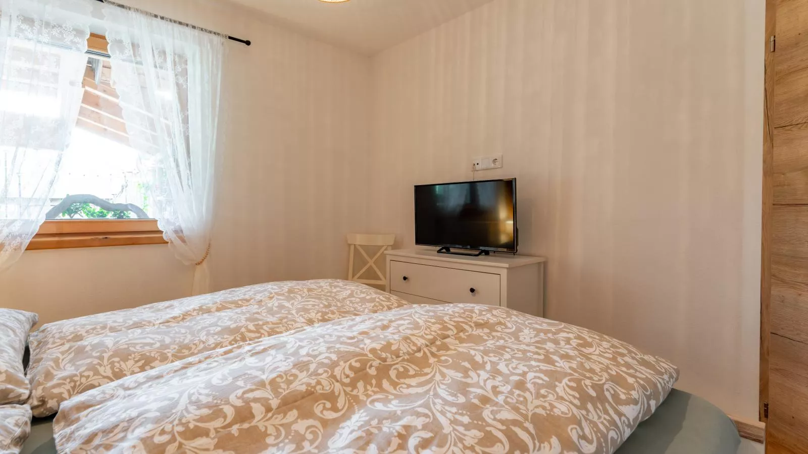 Tauernapart I und II-Chambre