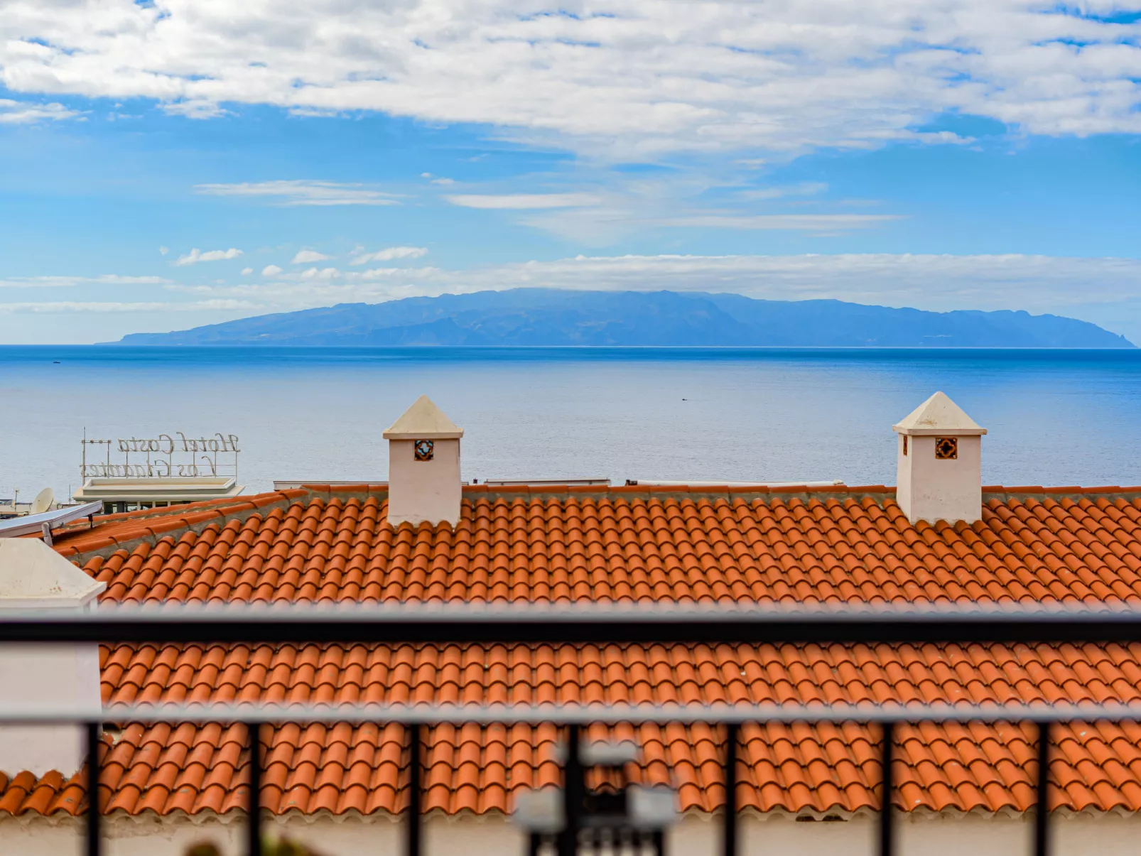 Santiago Seaview-Outside