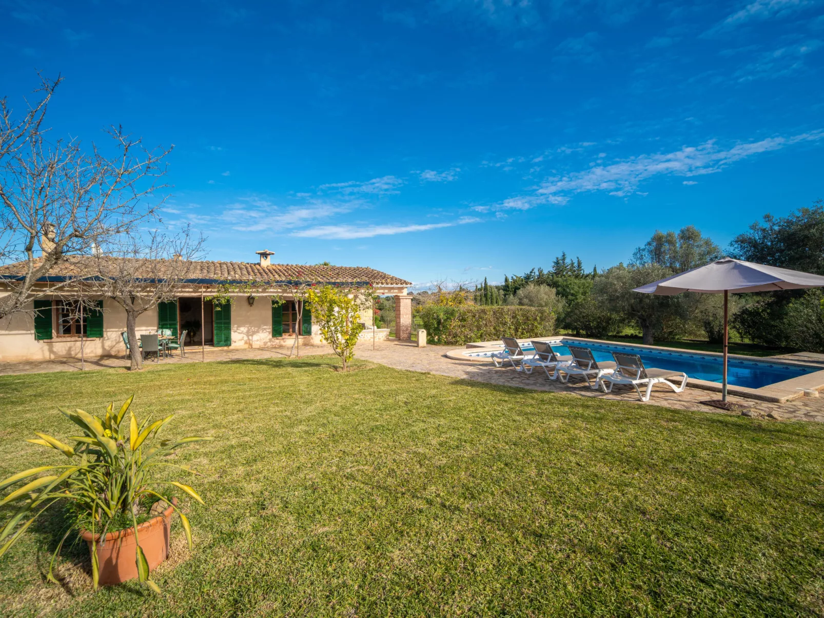 Son Estaras-Draußen