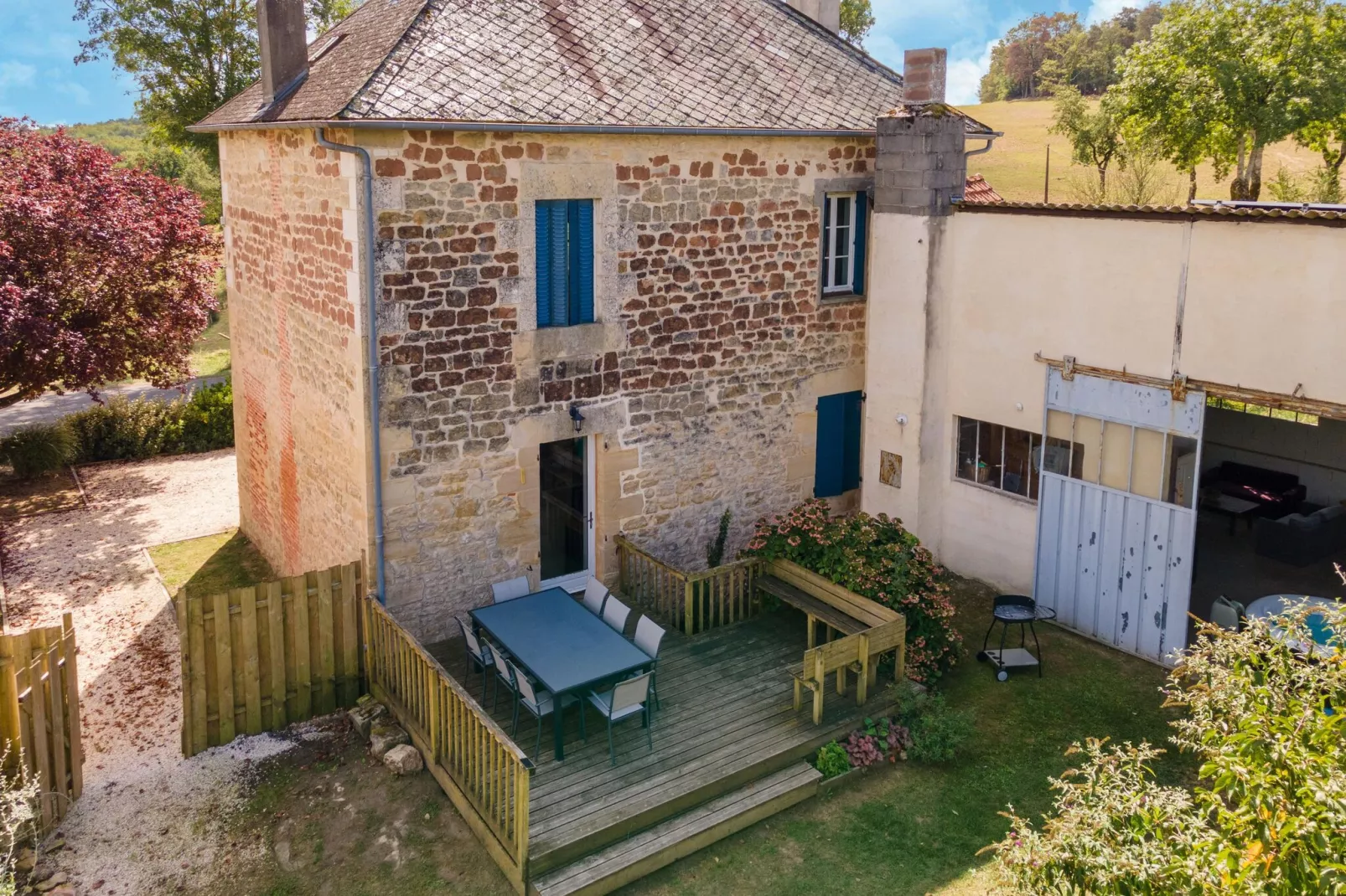 La Forge-Exterior summer