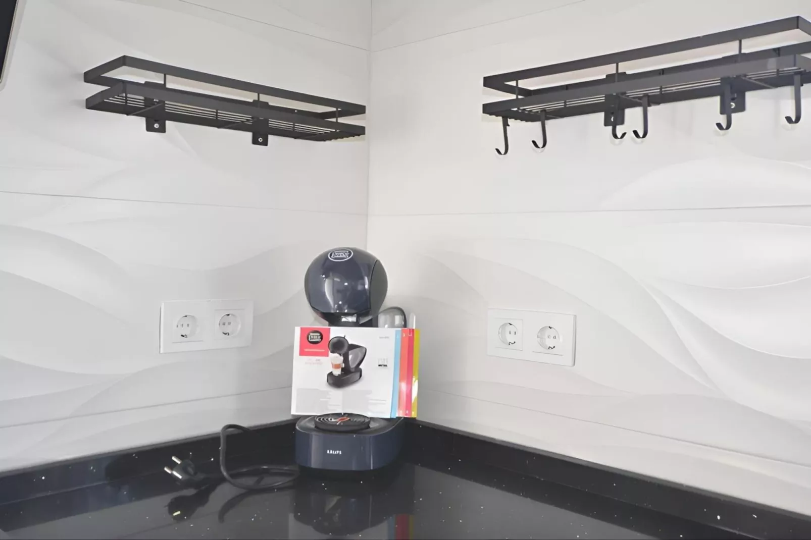 4676-+34696547830-Ambiance