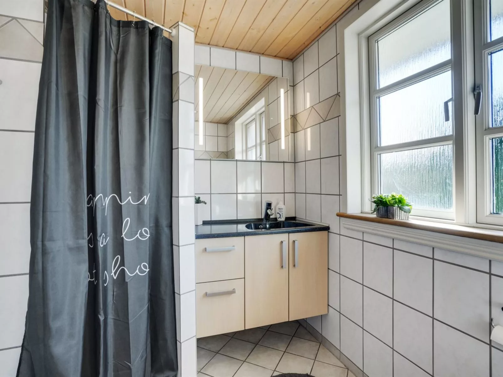 "Esben" - 11km from the sea-Dedans