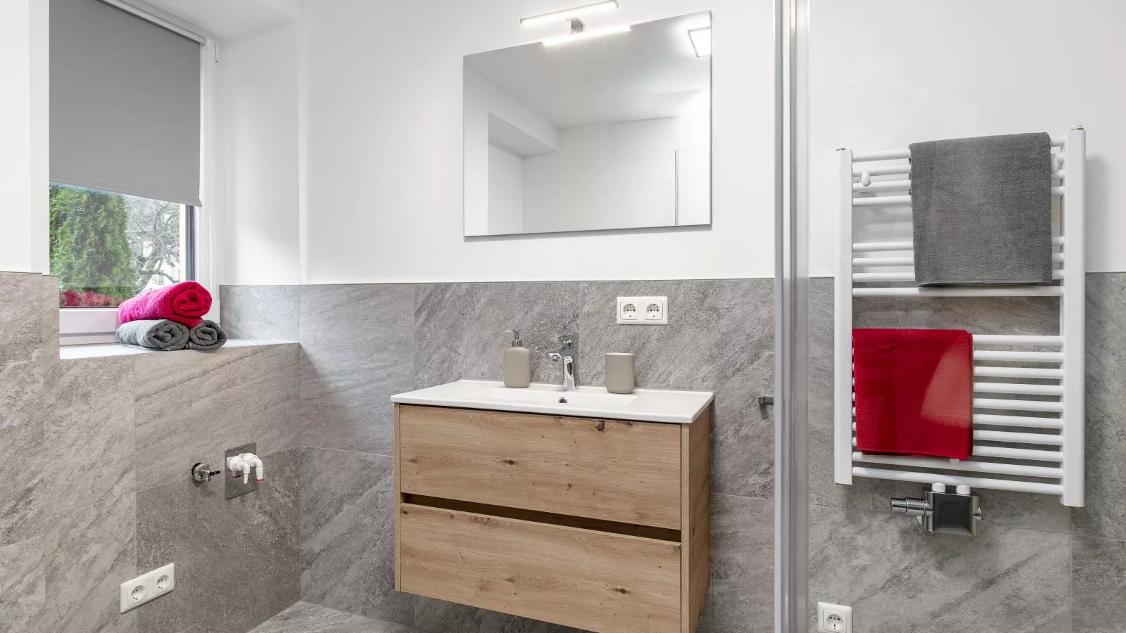 Tennerhof Apartments Top 1 2 3-Bathroom