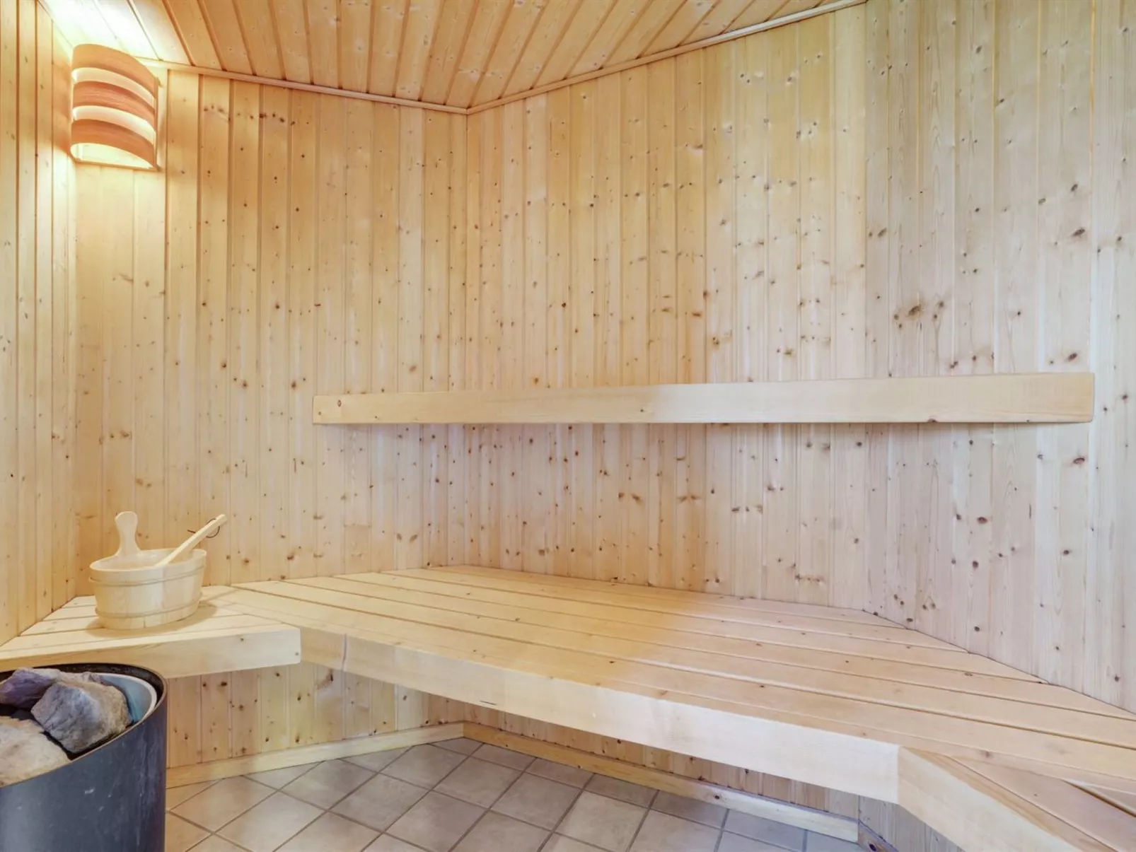 "Esben" - 11km from the sea-Dedans