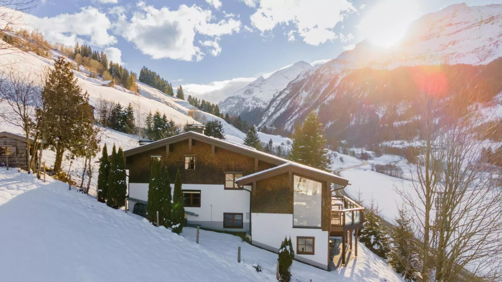 Spykerhütte-Exterior in winter