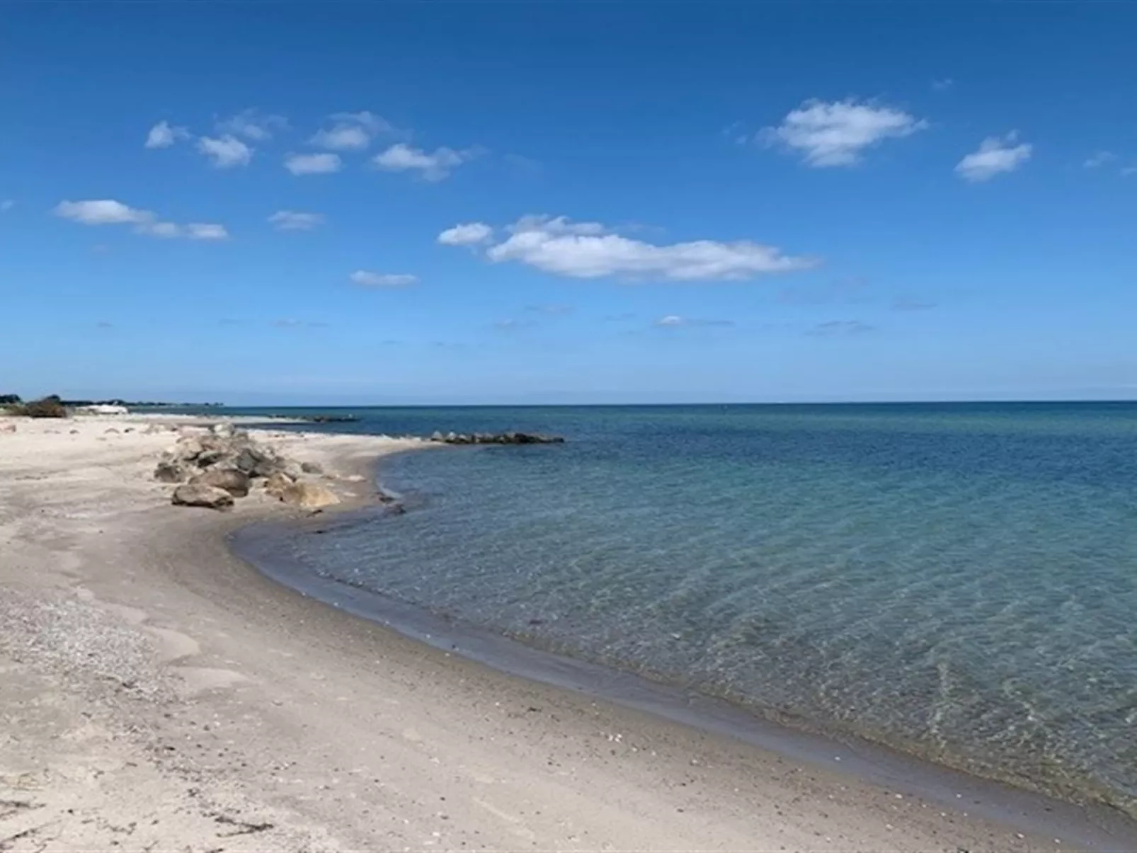 "Helmina" - 125m from the sea