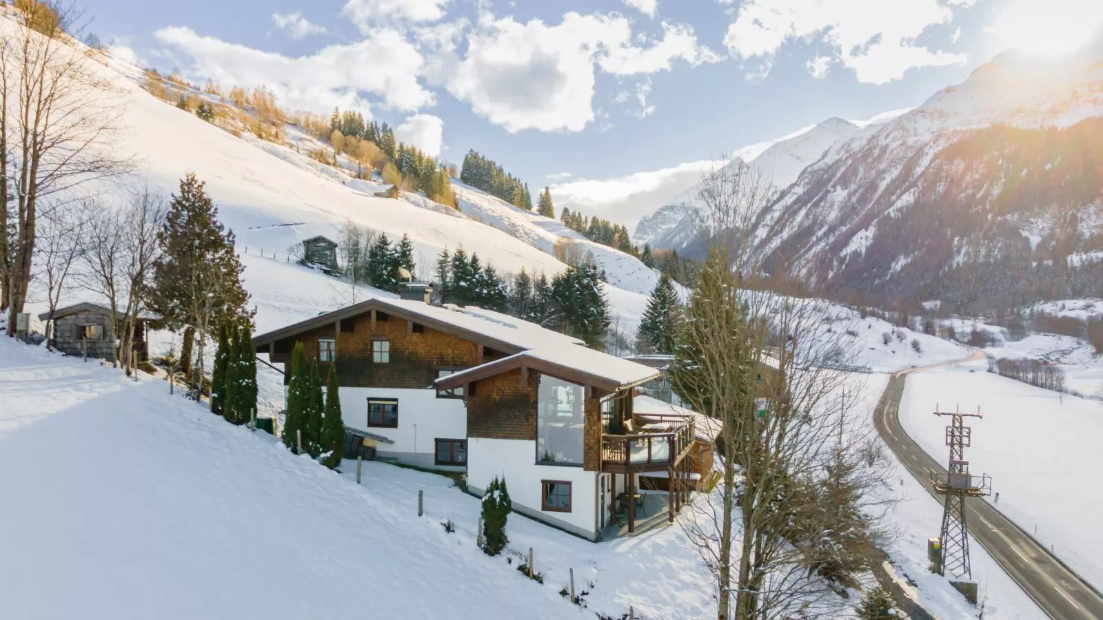 Spykerhütte-Exterior in winter
