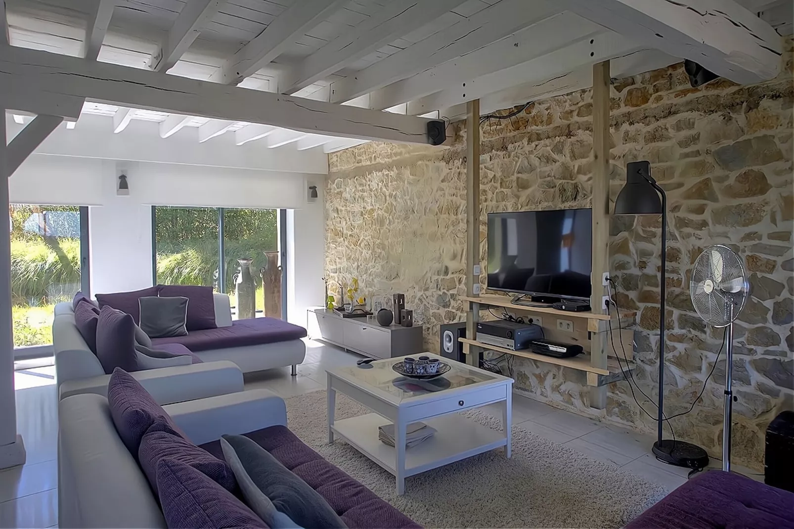 La Glevade-Living room