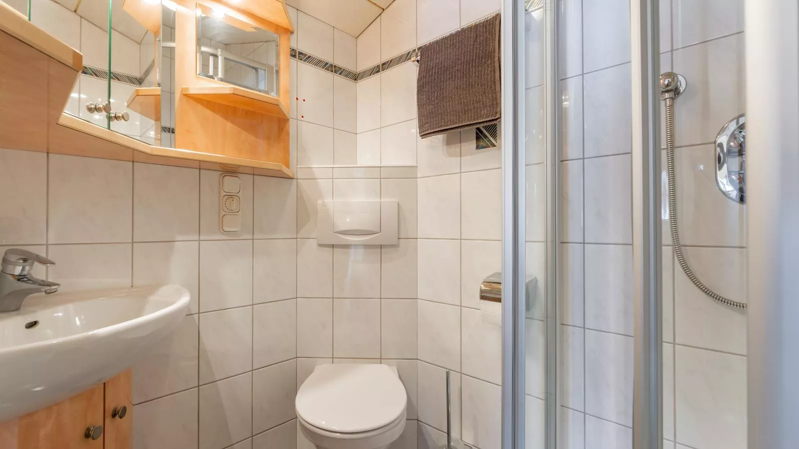 Haus Johanna-Bathroom