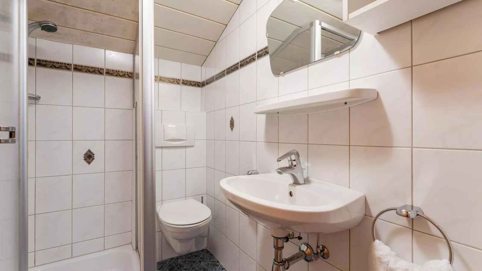 Haus Johanna-Bathroom